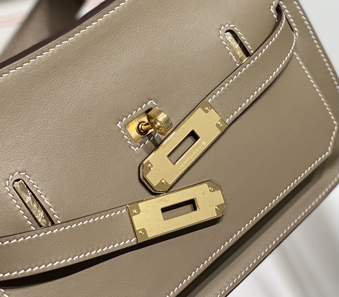 Hermes Jypsiere Mini Shoulder Bag In Etoupe Swift Leather